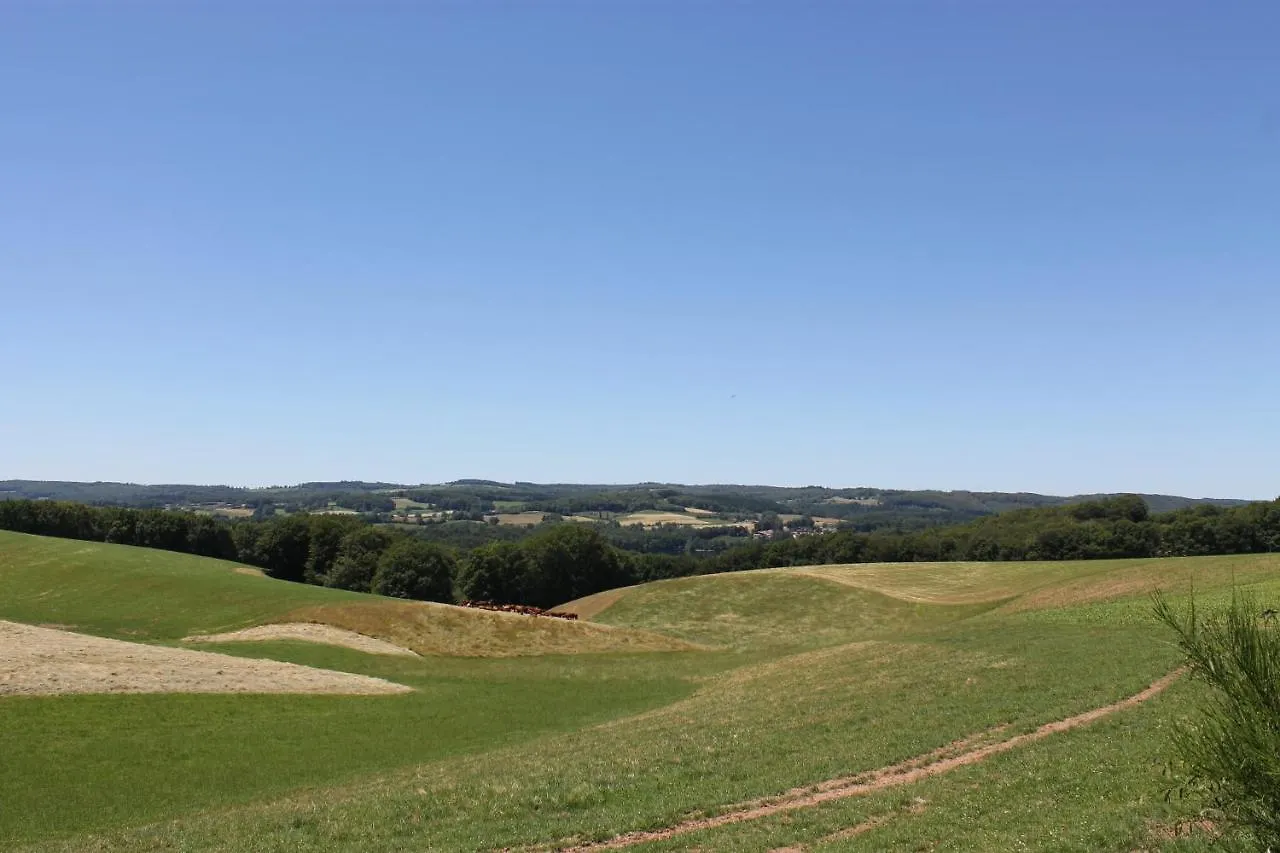 Le Relais Des Planquettes Bed & Breakfast Saint-Etienne-Cantales France