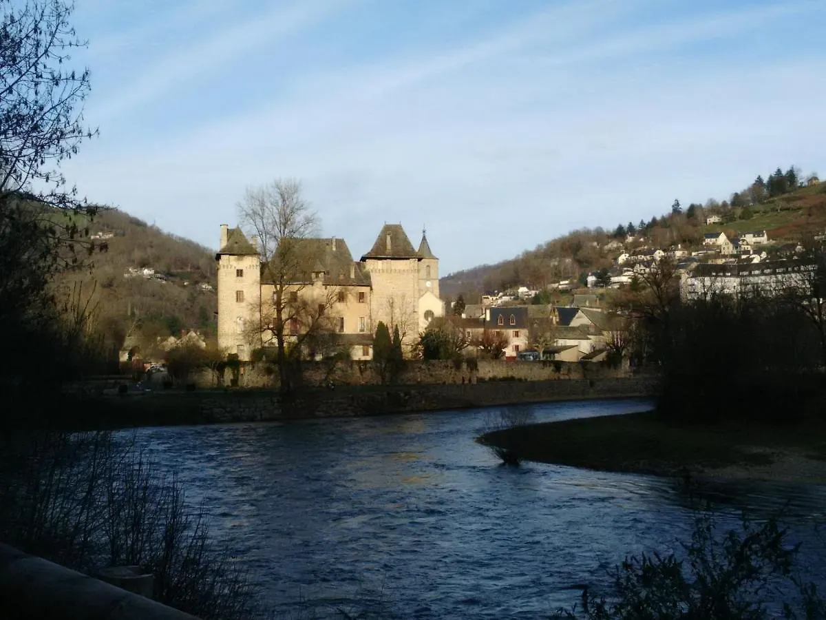 Le Relais Des Planquettes Bed & Breakfast Saint-Etienne-Cantales