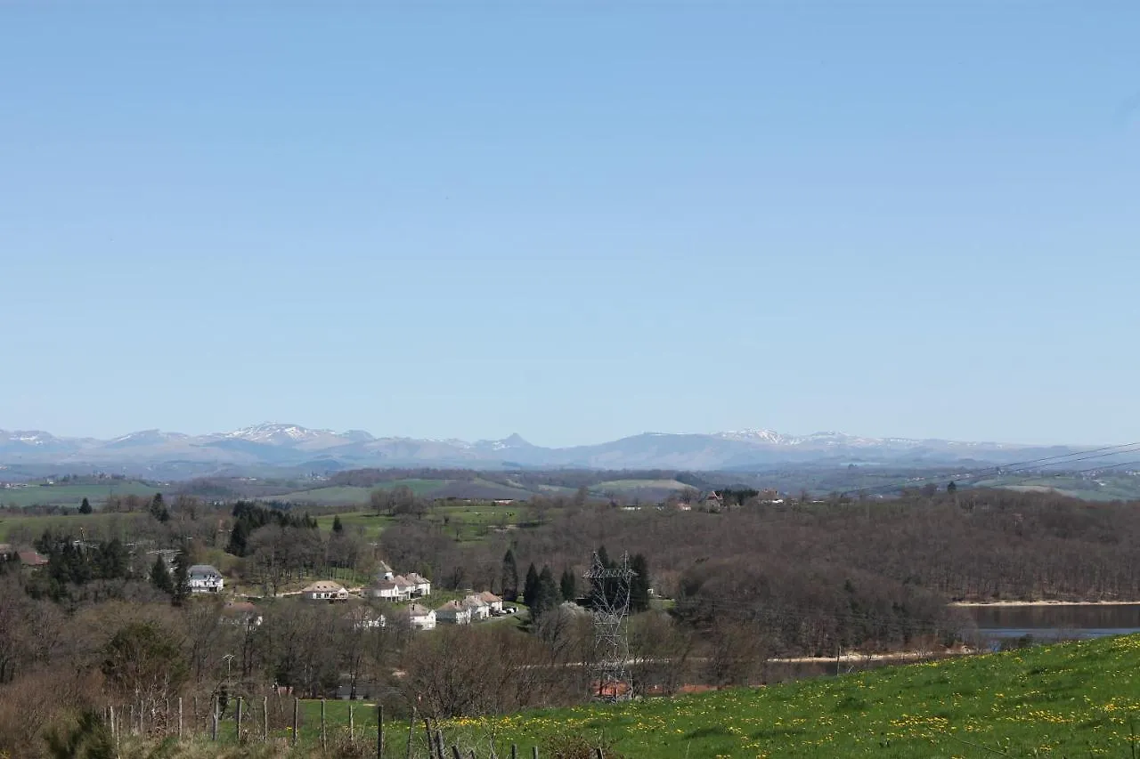 Le Relais Des Planquettes Bed & Breakfast Saint-Etienne-Cantales
