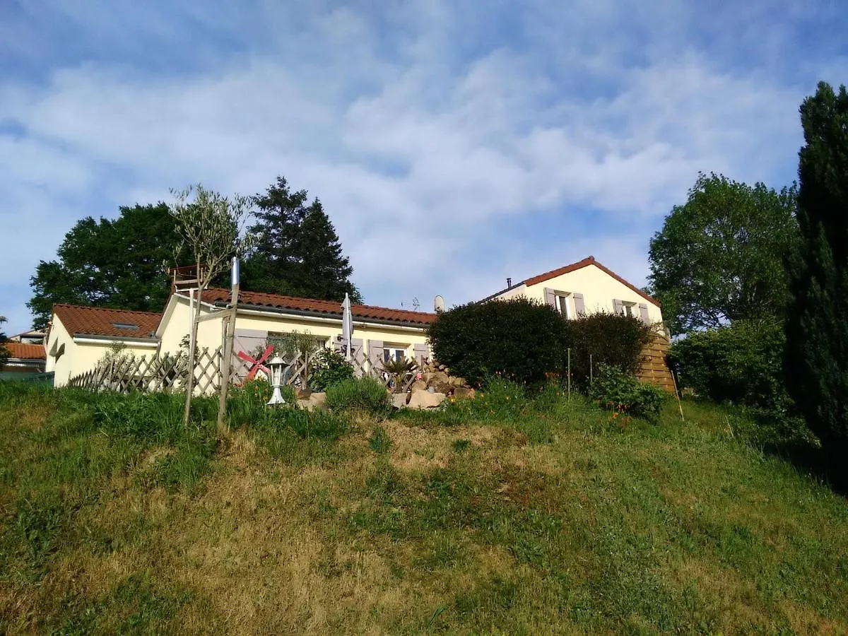 Le Relais Des Planquettes Bed & Breakfast Saint-Etienne-Cantales